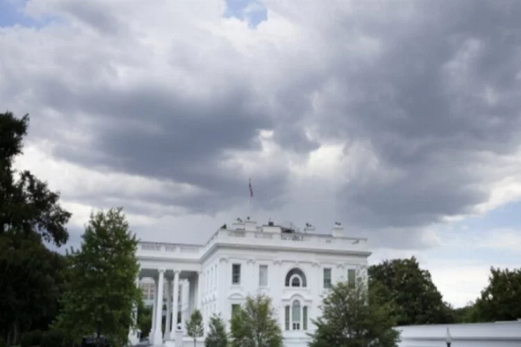 Beyaz Saray'a şüpheli çanta paniği