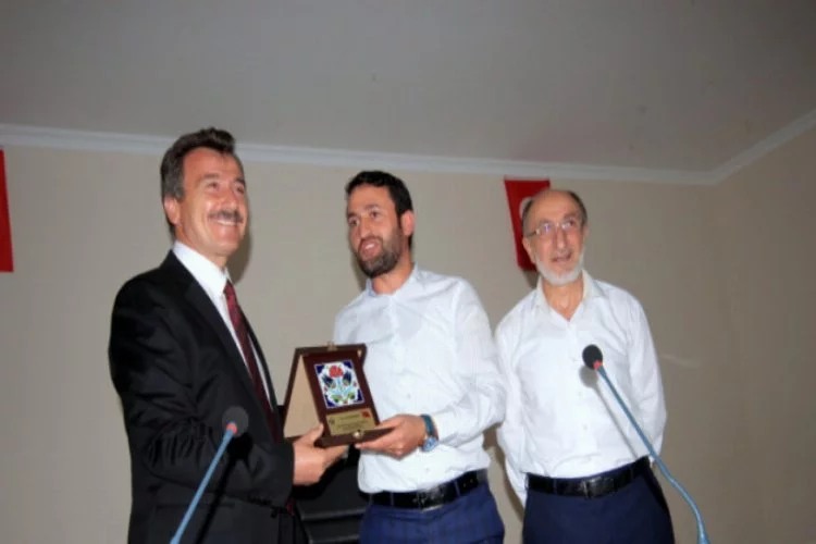 Ezan okuma yarışması birincisi Bursa Yenişehir'den