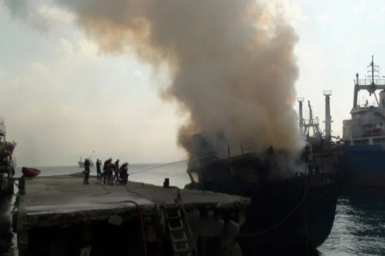 İcralık gemide yangın
