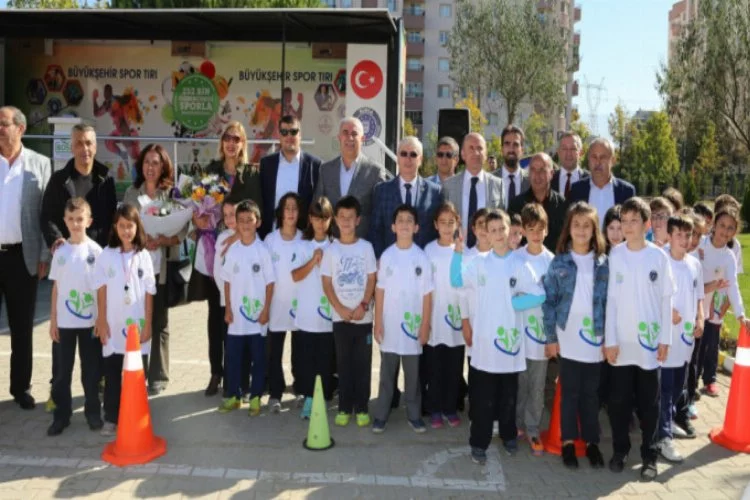 Bursa'da Okul Sporları Şenliği