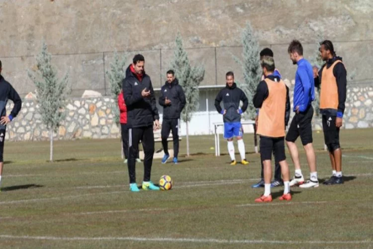 Evkur Yeni Malatyaspor'da Beşiktaş mesaisi sürüyor