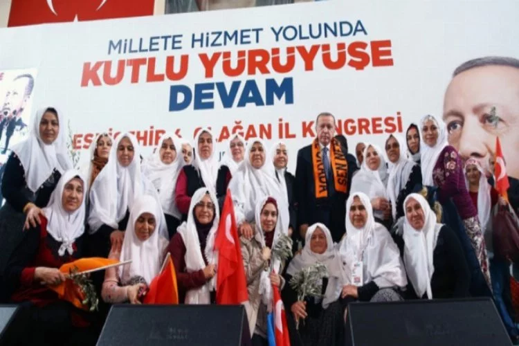 Cumhurbaşkanı Erdoğan'ı zeytin dallarıyla karşıladılar