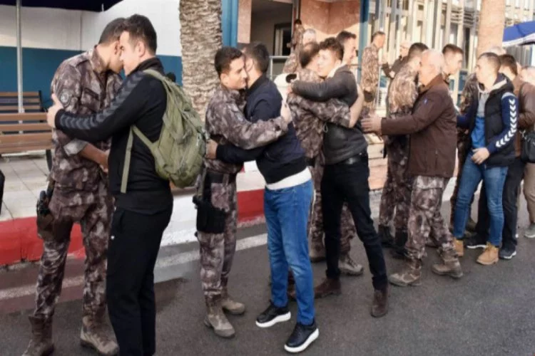 Mersin'de özel hareket polisleri Afrin'e uğurlandı