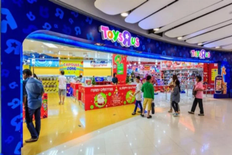 Toys "R" Us 200 mağazasını daha kapatıyor