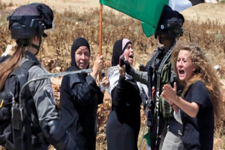 Filistinli cesur kız Ahed'e 8 ay hapis cezası