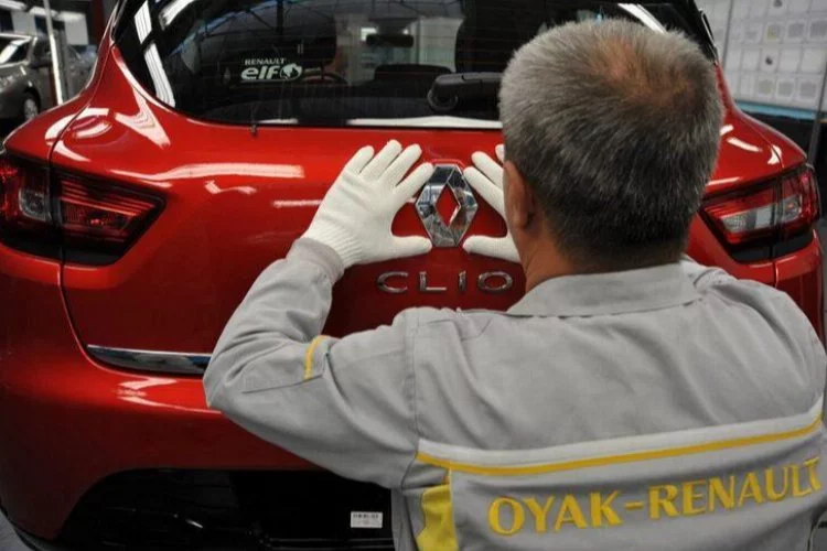 Bursa'daki otomotiv devi üretime ara veriyor 