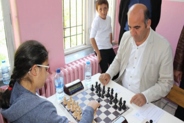 Cumhuriyet Satranç Turnuvası başladı