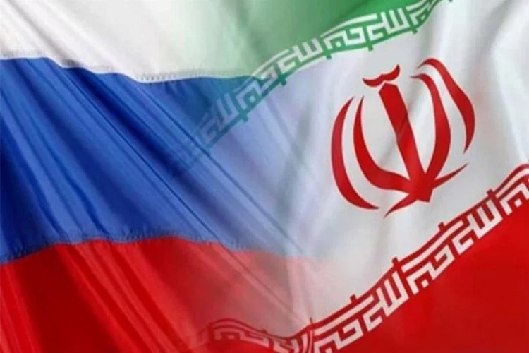 İran'dan Rusça'nın okullarda "ikinci dil" olarak öğretilmesi teklifi