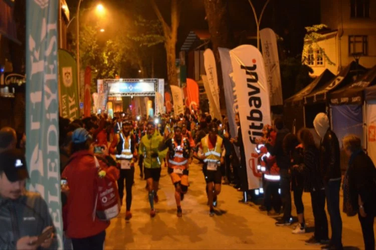 Türkiye'nin en uzun maratonu Bursa'da start aldı