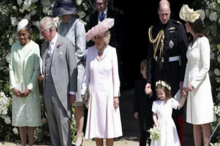 Kate Middleton'ın düğün kıyafeti sosyal medyayı ikiye böldü