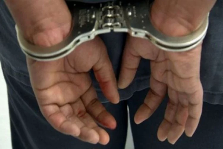 Ankara'da 8 albay FETÖ'den tutuklandı
