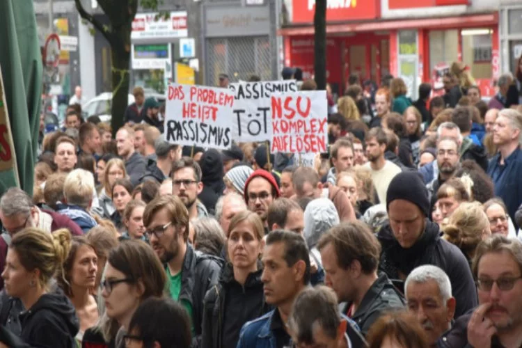NSU davası kararları Hamburg'da protesto edildi