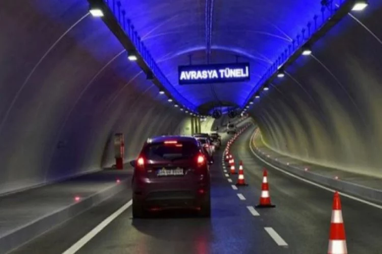 Son dakika... Avrasya Tüneli trafiğe kapatıldı