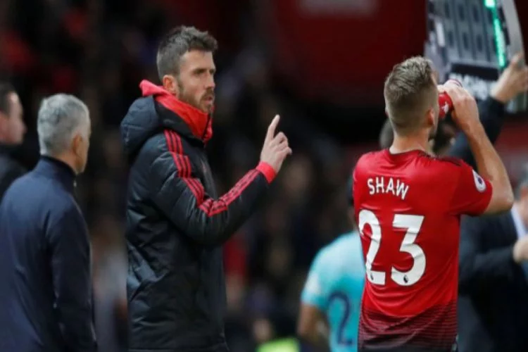 Manchester United, Shaw'un sözleşmesini uzattı