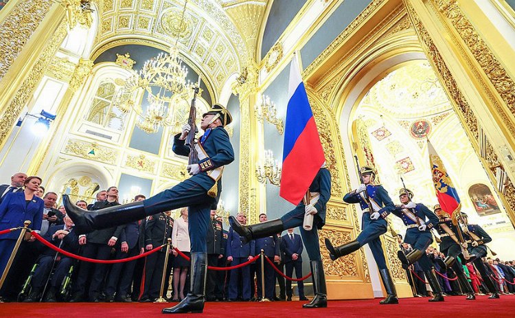 Putin yeniden Rusya Devlet Başkanı Bursa Hayat Gazetesi -4