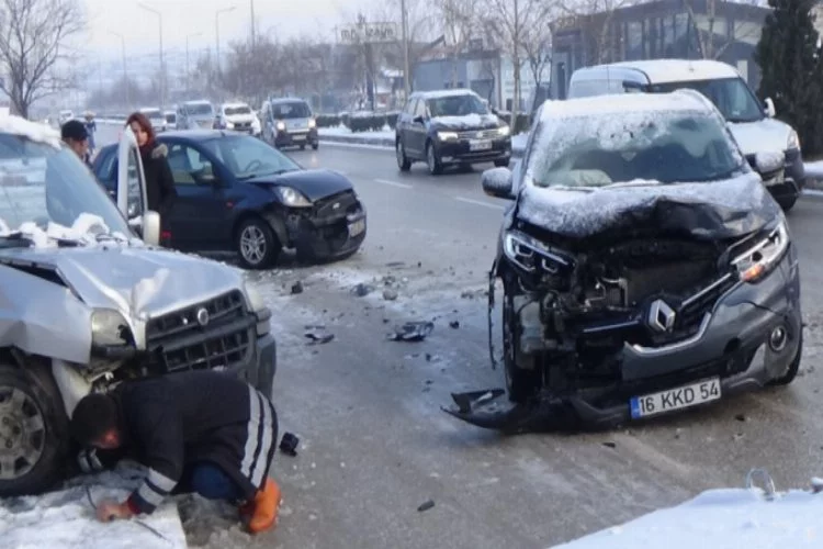 Bursa'da kaza üstüne kaza