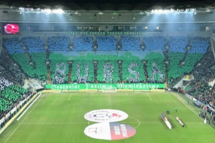 Bursaspor maçı öncesi göz kamaştıran kareografi