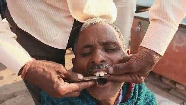 Hindistan'dan ilginç kareler!