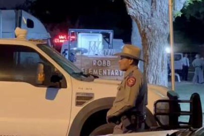 Teksas'taki okul saldırısı: Okul bölgesindeki polislerin görev yerleri değiştirildi