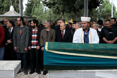 Özgür Karataş son yolculuğuna uğurlandı