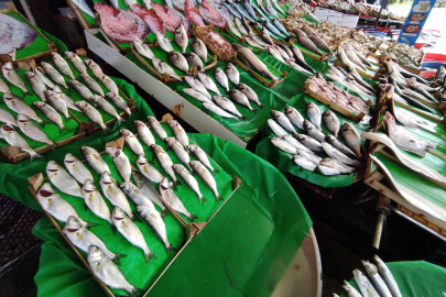 Tezgahlarda somon kıtlığı