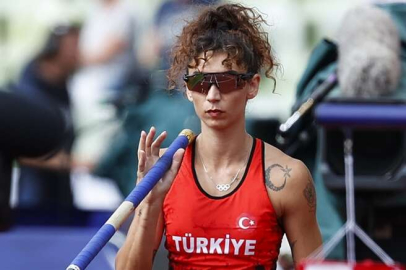 Milli atlet Buse Arıkazan'dan yeni Türkiye rekoru