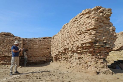 Sümerlere ait 4 bin 500 yıllık 'Kayıp Saray' ortaya çıkarıldı