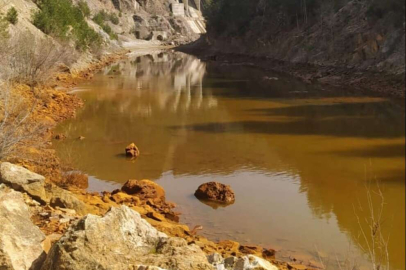 'Şifalı su' deprem sonrası renk değiştirdi