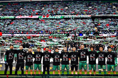 Sosyal medya yıkılıyor: "Bursaspor yalnız değildir"