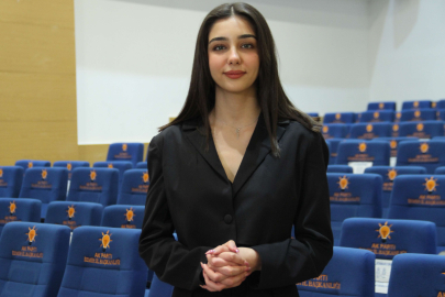Türkiye'nin en genç milletvekili adayı İzmir'den