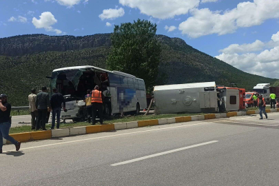 Can alan kaza: Yolcu otobüsü, kamyona çarptı