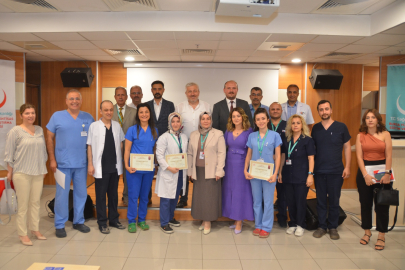 1. Dönem Stoma ve Yara Bakım Hemşireliği eğitimi tamamlandı