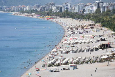 Antalya'da turist rekoru