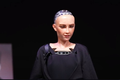 Sophia hakkında şok iddialar!