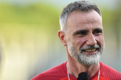 Bursaspor Teknik Menajeri Murat Sözkesen'den önemli açıklamalar