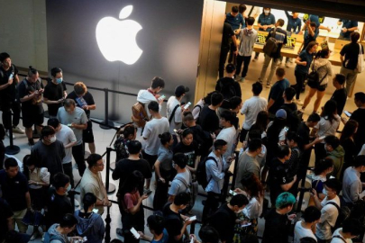 En düşüğü 50 bin TL... iPhone 15 kuyruğu şaşırttı!