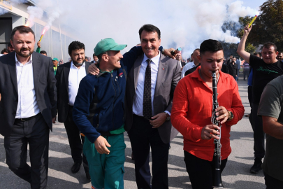 Osmangazi Belediyesi’nde ek zam:  Emekçilerin yüzü gülüyor!