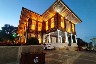 Bursa Büyükşehir Belediyesi, Cumhuriyetin 100'üncü yılını kutluyor!