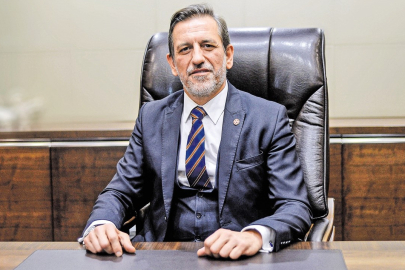 İbrahim Burkay kimdir? Kaç yaşında?