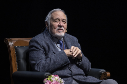 Türkiye'nin tarihe ışık tutan yıldızı: İlber Ortaylı