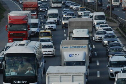 Paralı yol tabelası ne renk?