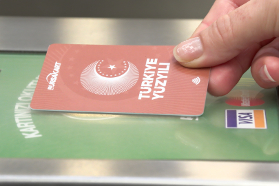 Bursa'da Cumhuriyet’in 100’üncü yılı coşkusu toplu ulaşıma taşındı