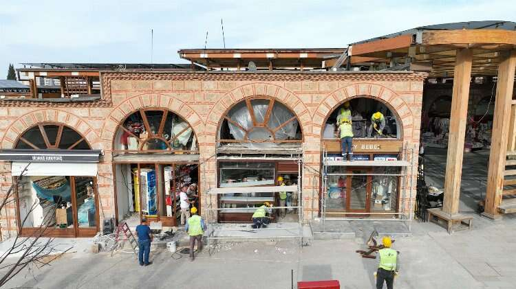 Bursa'da tarihi hanlarda restorasyon çalışmaları sürüyor -2