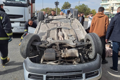 Otomobile kamyon çarptı!