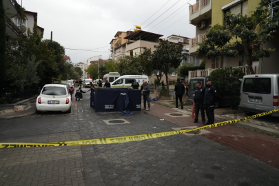 Dehşet anları! İki çocuğuyla birlikte yolda yürüyen eşi ve erkek arkadaşını görünce...