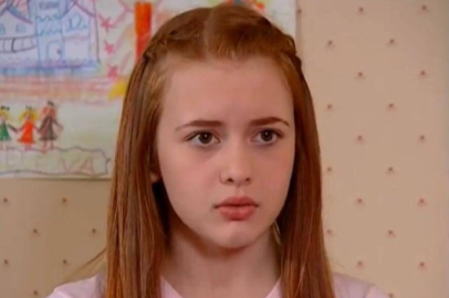 Selena'nın Sevilen Yıldızı Cansu Demirci, Yeni İmajiyla Gündemde!