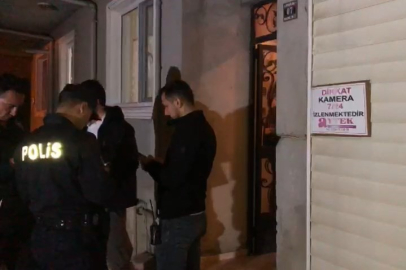 Bursa'da ev sahibi kadına hırsız şoku! Kapıyı kilitlediler!