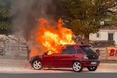 Yangında otomobil kullanılamaz hale geldi