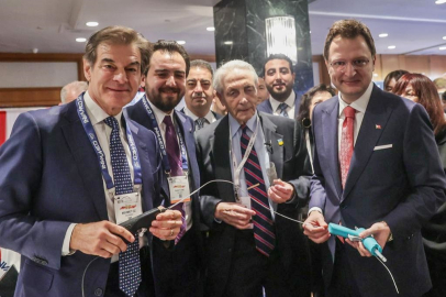 Yenilikçi ve bilimsel başarılarından övgüyle bahsetti