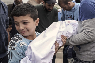 İsrail'in saldırılarında 5 binin üzerinde çocuk hayatını kaybetti